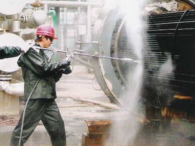 工業(yè)設(shè)備清洗